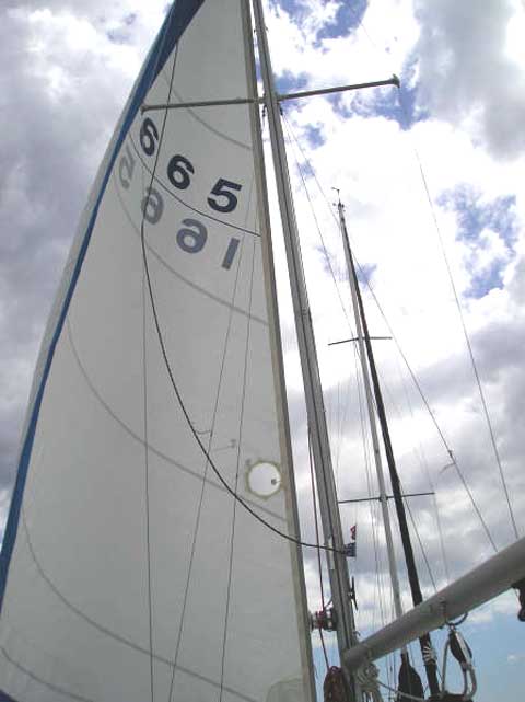 Catalina 25 sailboat