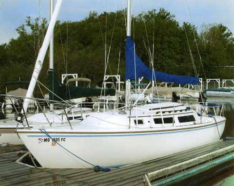 Catalina 25 sailboat