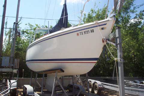 Catalina 25 sailboat