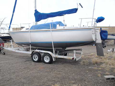 Catalina 25, 1985 sailboat