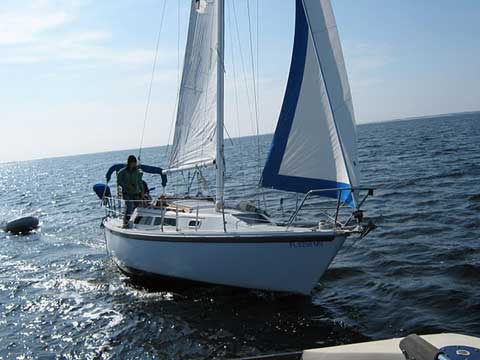 Catalina 27 Tall Rig, 1988 sailboat