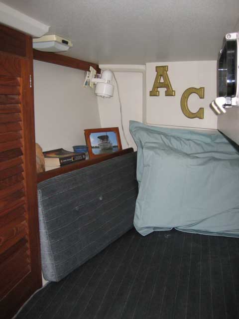 Catalina 28 sailboat