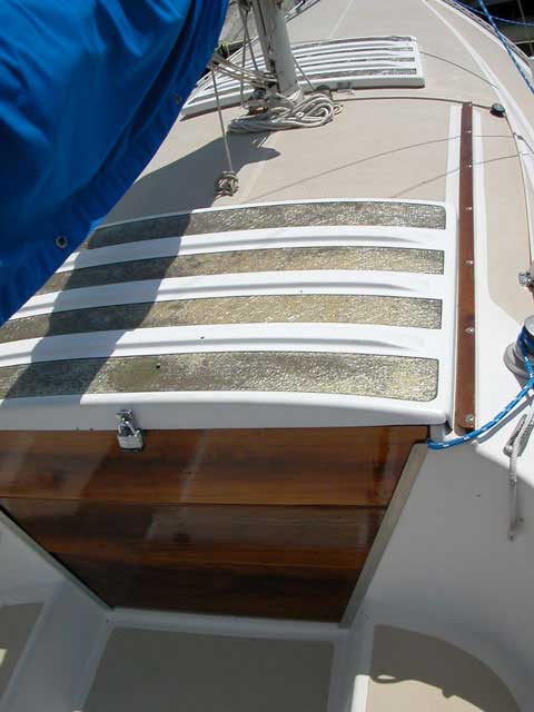 Chrysler C-22, 1976 sailboat