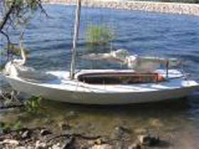 Crescent 15.5, 1965 sailboat