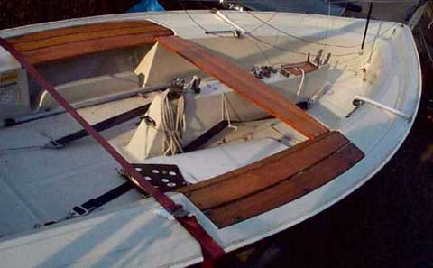 Harpoon 4.6 sailboat