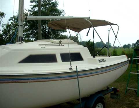 Holder 17 sailboat