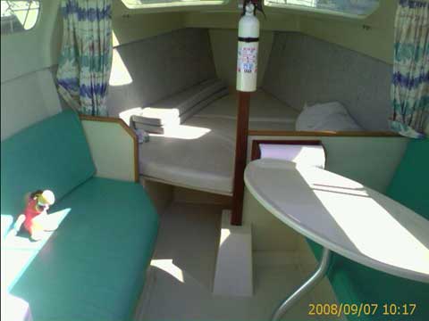 Hunter 23.5 sailboat