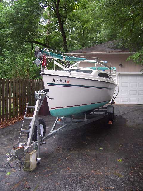 Hunter 23.5 sailboat