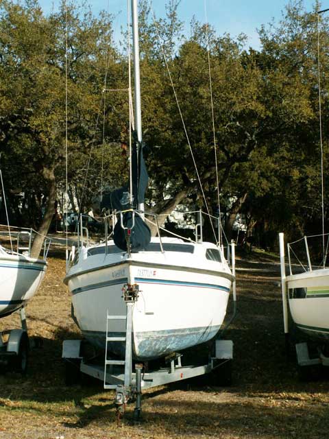 Hunter 235, 1997 sailboat