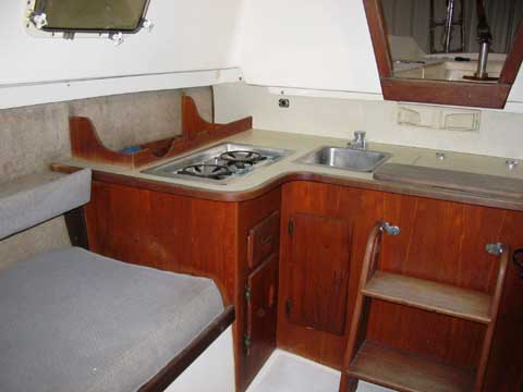 Hunter 25 sailboat