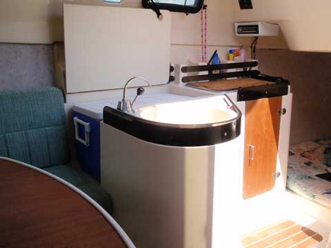 Hunter 26, 1996 sailboat
