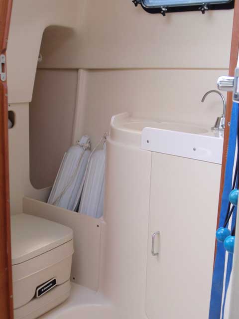 Hunter 26, 1996 sailboat