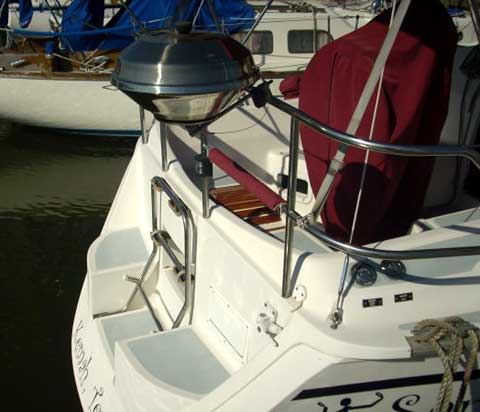Hunter 28 sailboat