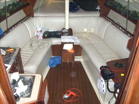 Hunter 28 sailboat