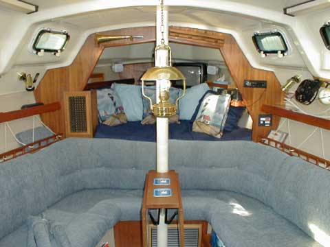 Hunter 28 sailboat