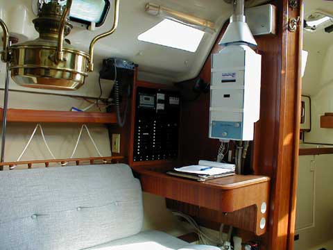 Hunter 28 sailboat