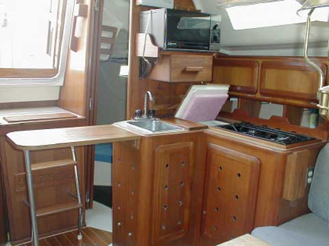 Hunter 28 sailboat
