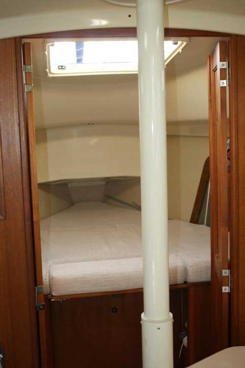 Hunter 30T, 1991 sailboat