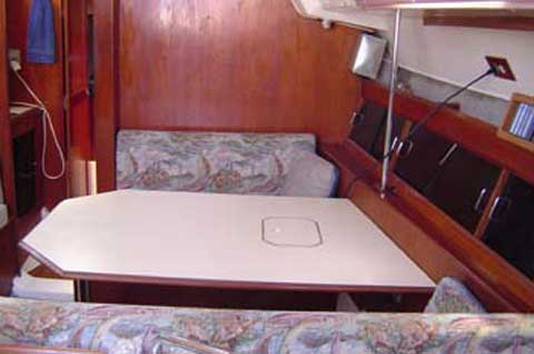 Hunter 34, 1984 sailboat