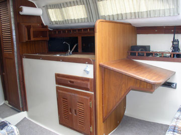 1984 Laguna 26