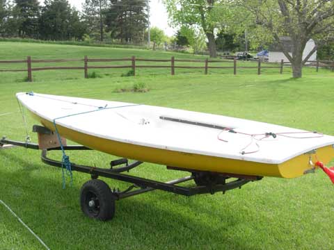 Laser sailboat