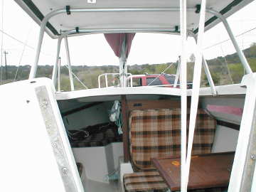 Macgregor 22, cabin