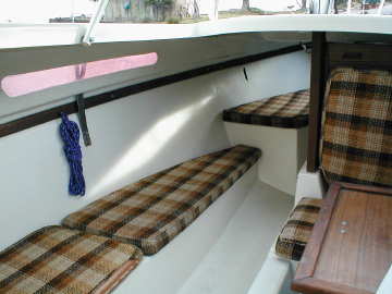 Macgregor 22, under sail