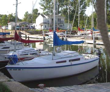 1985 Macgregor 25 sailboat