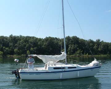 1985 Macgregor 25 sailboat