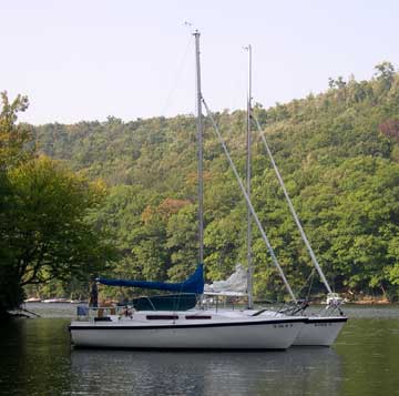 1983 Macgregor 25 sailboat