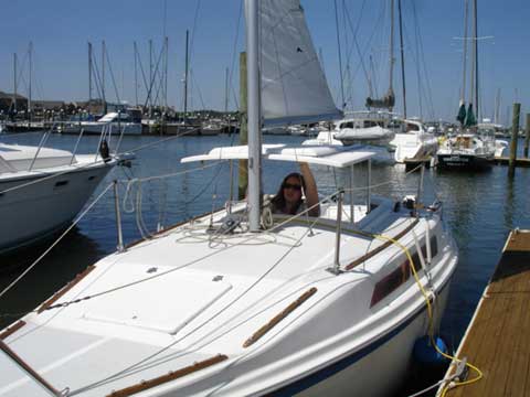 Macgregor 26D sailboat