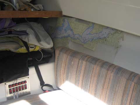 Macgregor 26D sailboat