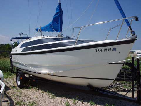Macgregor 26M