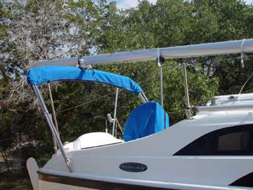 2003 Macgregor 26M sailboat