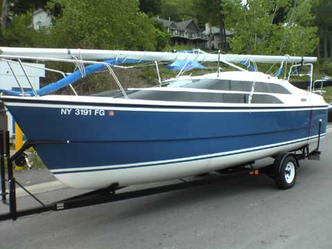 2005 Macgregor 26M