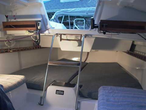 Macgregor 26S sailboat