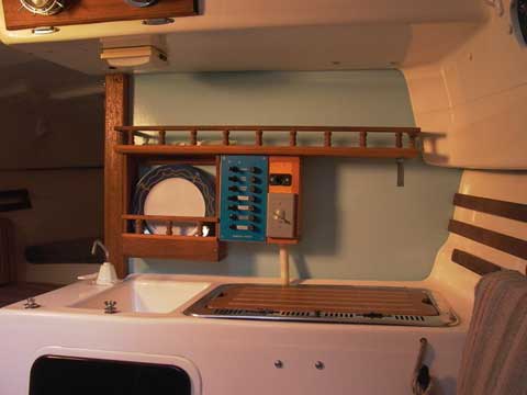 Macgregor 26S sailboat