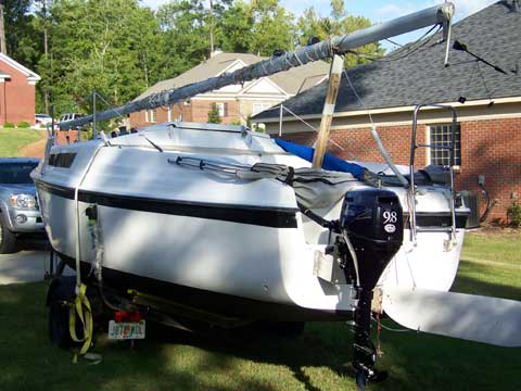 Macgregor 26S sailboat
