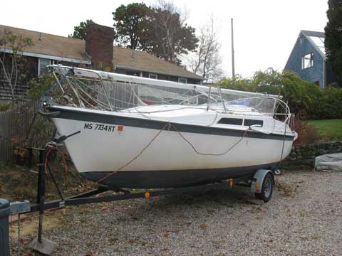 Macgregor 26S sailboat