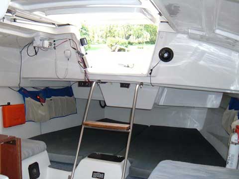 Macgregor 26S sailboat