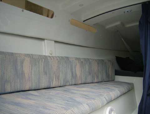 Macgregor 26S sailboat