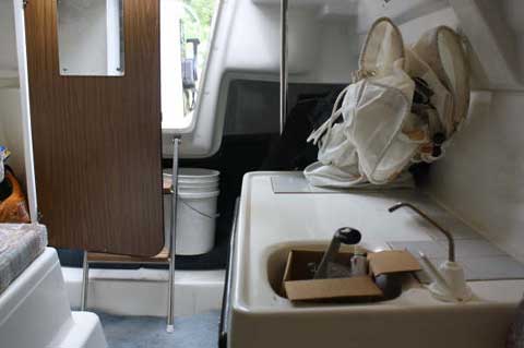 Macgregor 26X sailboat