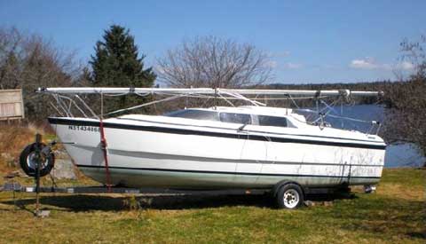 Macgregor 26X, 1997 sailboat