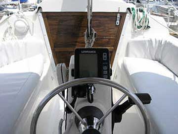 2001 Macgregor 26X sailboat