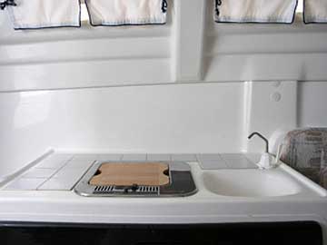 2001 Macgregor 26X sailboat