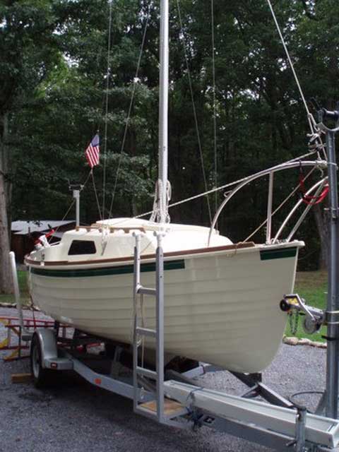 Montgomery 17 sailboat