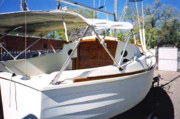 1982 Montgomery 17