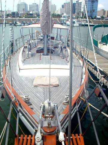 1984 Morea Spindrift 43 sailboat
