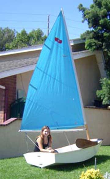 Naples Sabot 8 sailboat