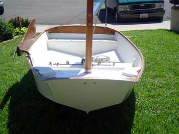Naples Sabot 8 sailboat